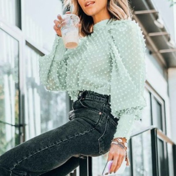 🦋 BLOGGERS FAVORITE 🦋 ZARA SEMI-SHEER TEXTURED BLOUSE SIZE M - Picture 5 of 14